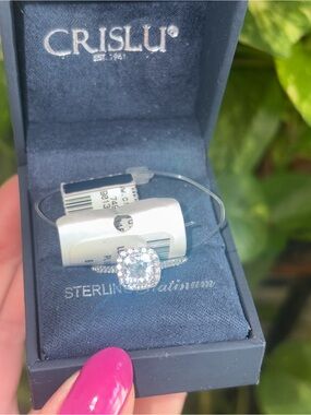 Crislu Sterling Platinum Halo Engagement Ring - Clear/Glistening